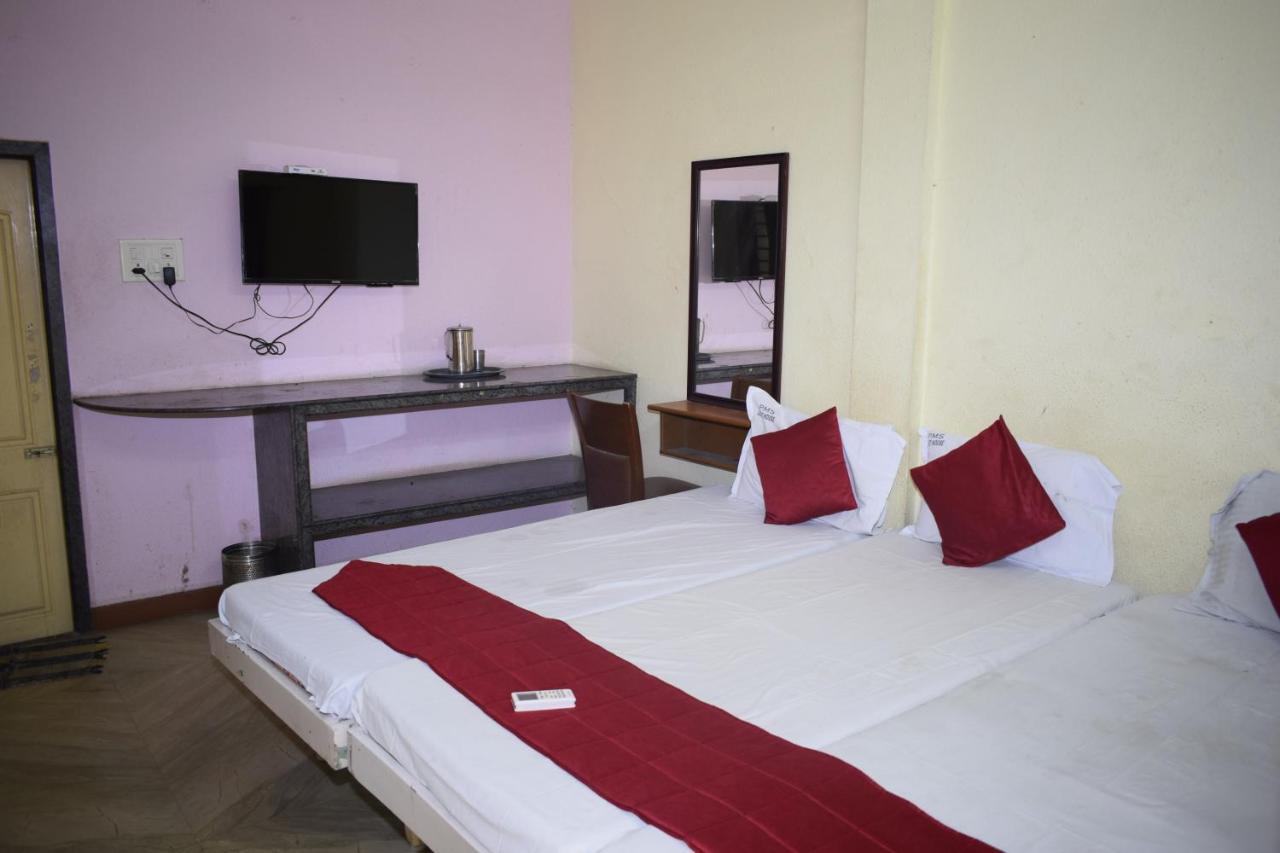 بونديتْشيري Pms Guest House المظهر الخارجي الصورة