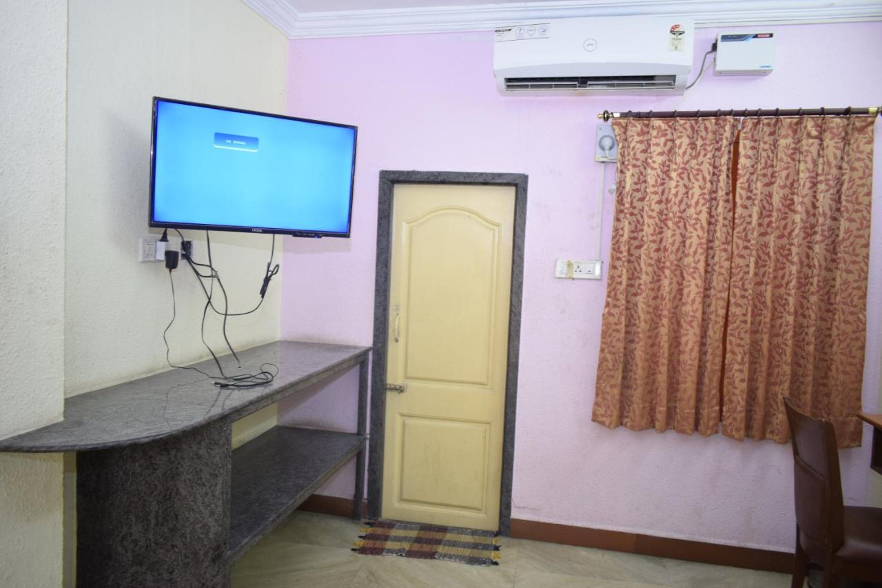 بونديتْشيري Pms Guest House المظهر الخارجي الصورة