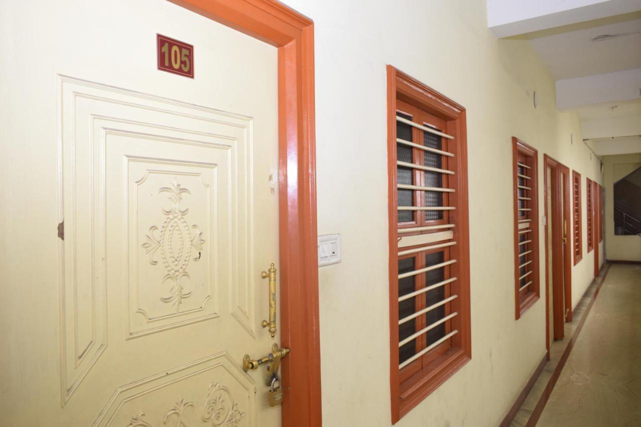 بونديتْشيري Pms Guest House المظهر الخارجي الصورة