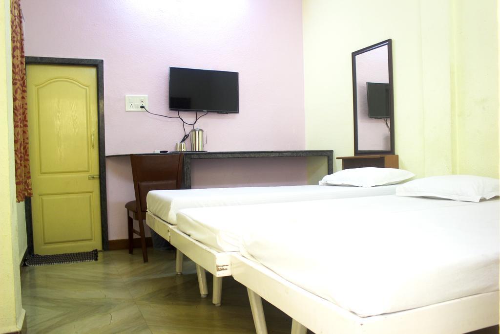 بونديتْشيري Pms Guest House المظهر الخارجي الصورة